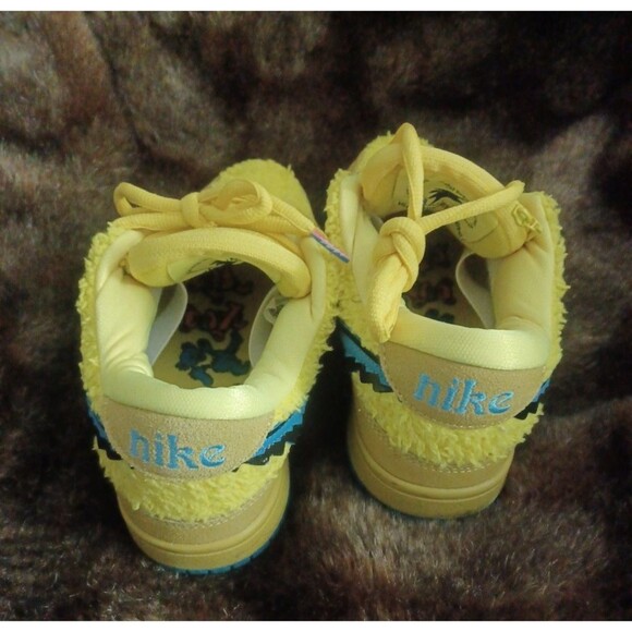 New NO BOX Nike Dunk Low SB Grateful Dead Yellow Bear 2020 Size Womens 8 Rare - Picture 4 of 12